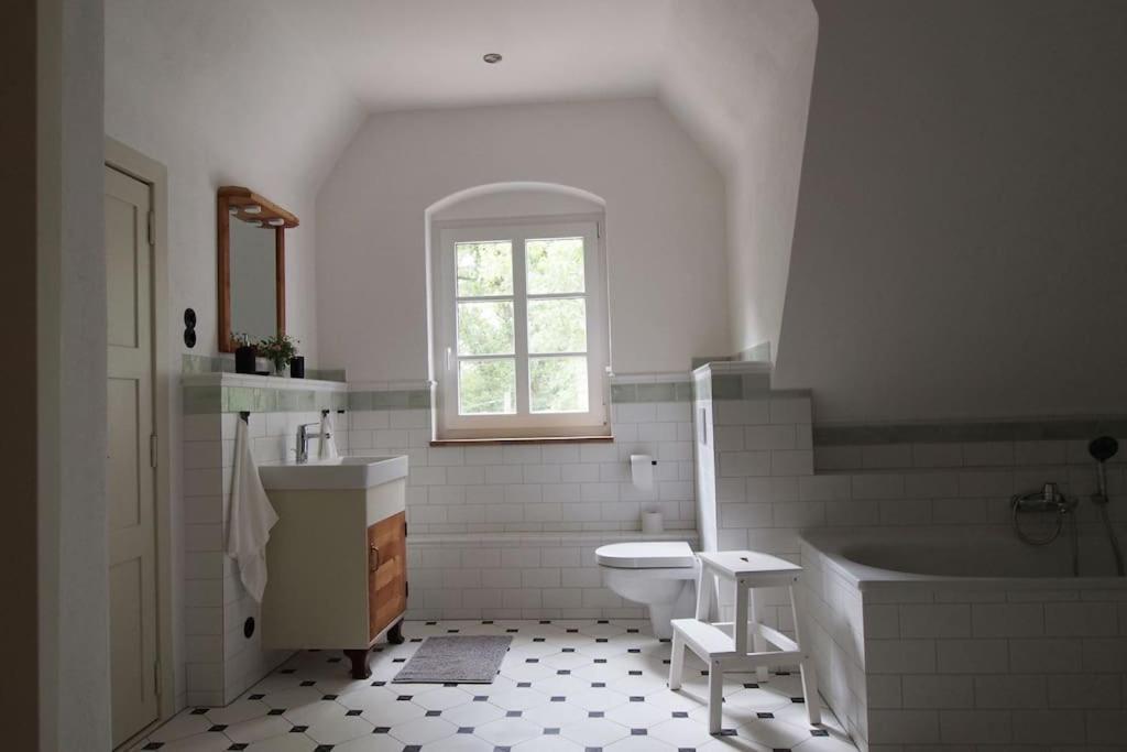 Apartment Stilvolles Hide Away In Berlin Naehe Rudnitz